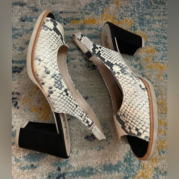 Gadea by Lodi Slingback Block Heels Peep Toe Snakeskin 11 - Picture 4 of 7